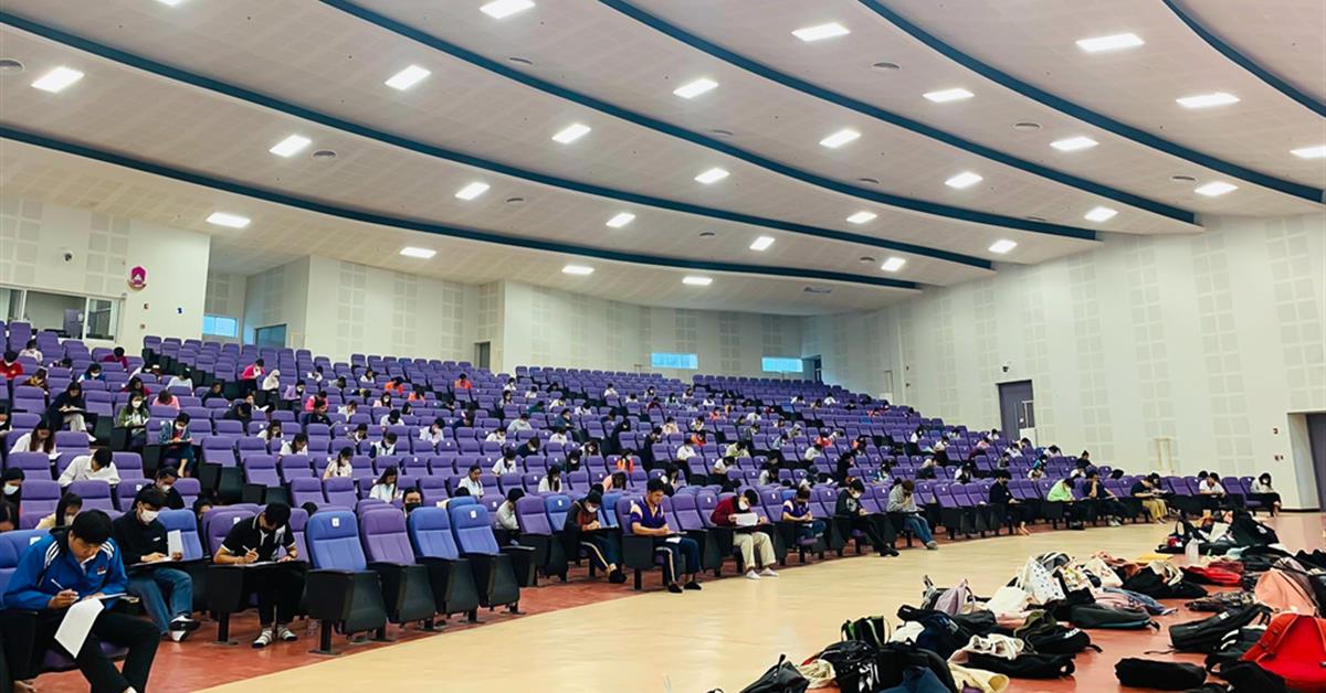 ศูนย์ภาษา คณะศิลปศาสตร์ จัดอบรมและทดสอบ English for Undergraduates รอบกันยายน 2566